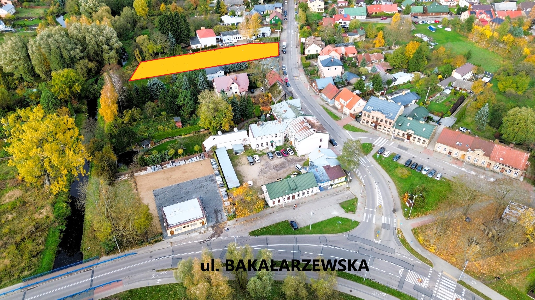 Urokliwa działka budowlana z potencjałem usługowym przy Czarnej Hańczy